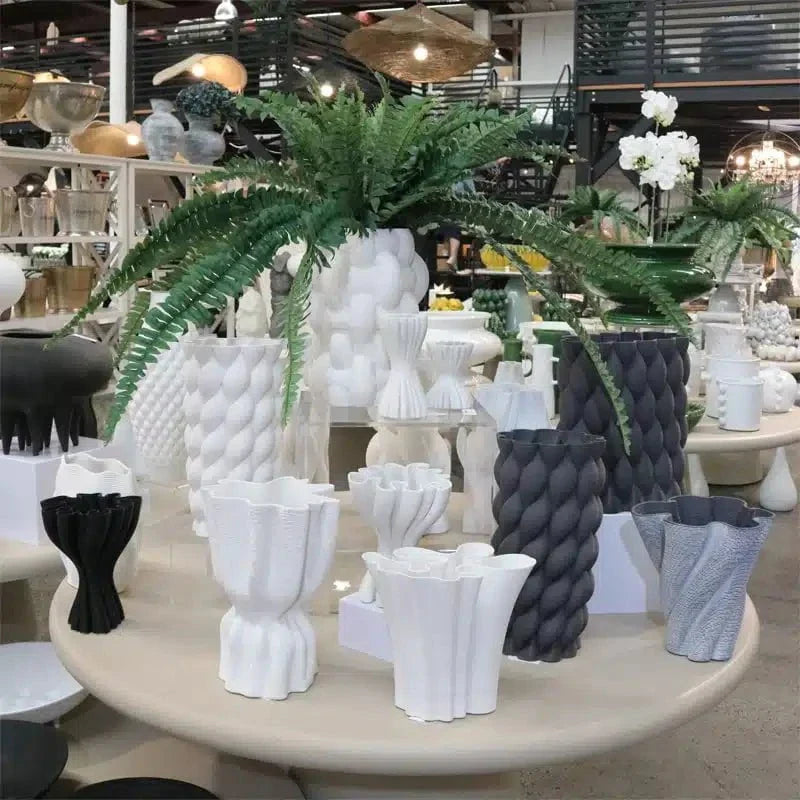 3D Vase Cade - Black