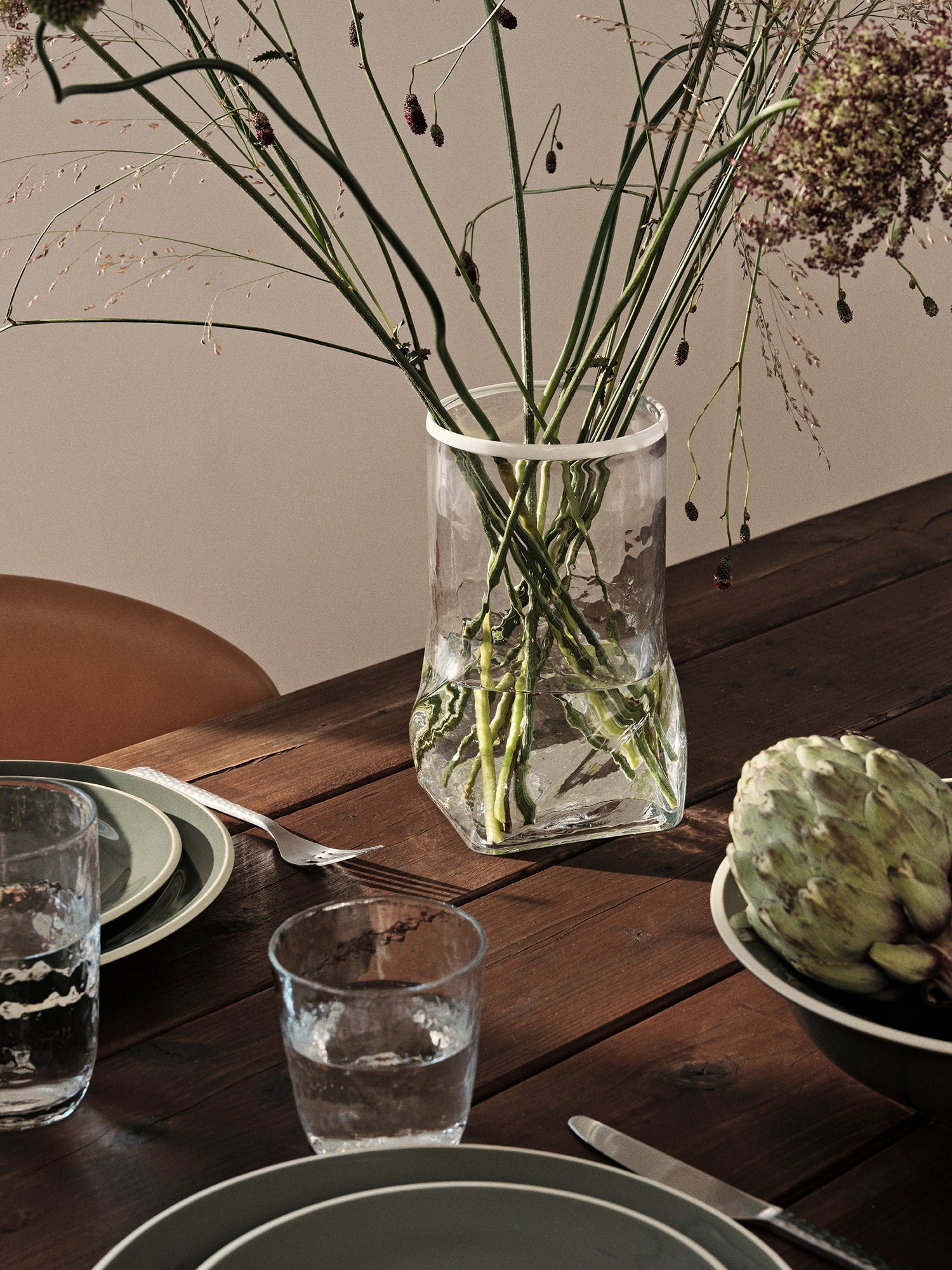 BROSTE Vase Ellen Clear White styled