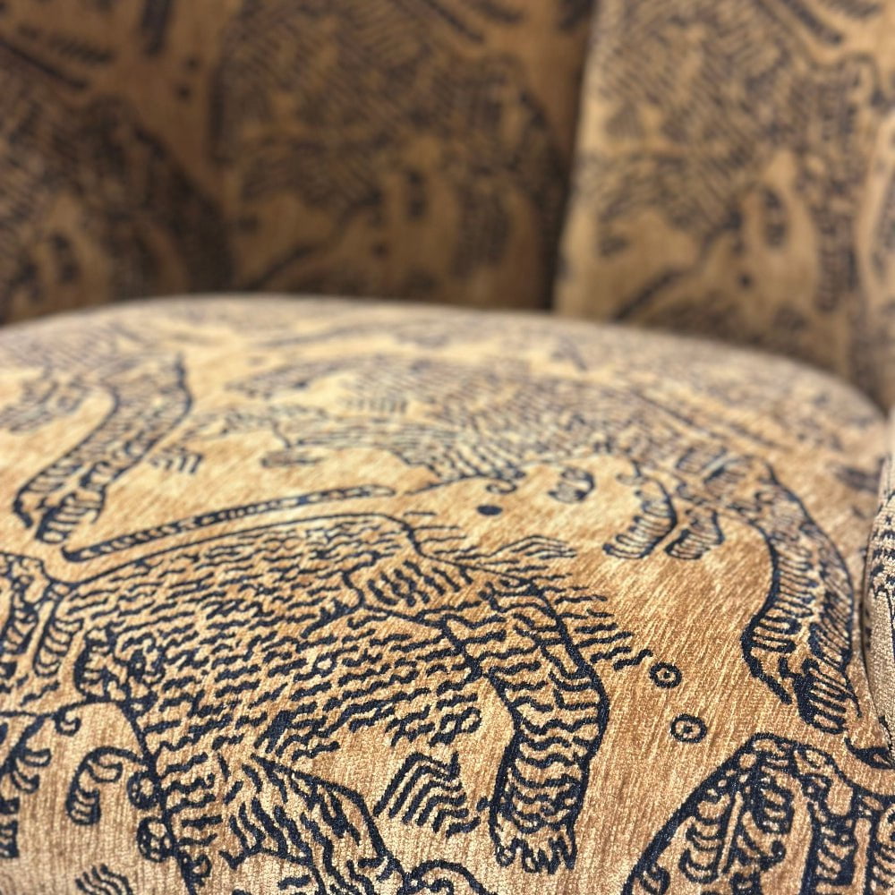 Huntress Armchair with Ottoman