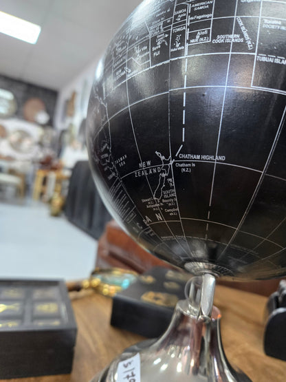 World Globe Aluminium Base
