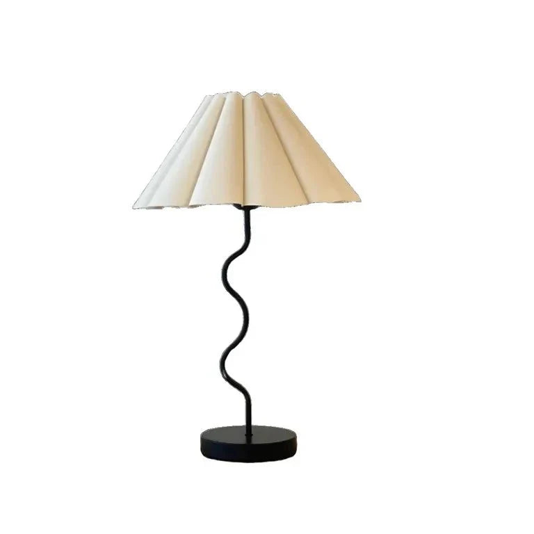 Wavy Table Lamp - Black